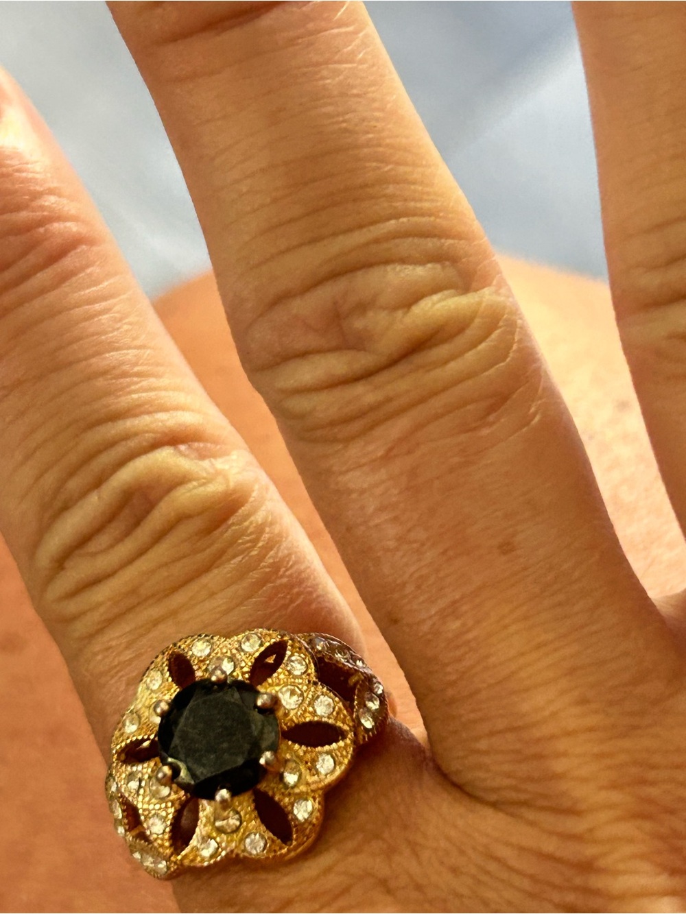 4/$100 Gold-Tone Black Stone Ring with Pave Accents size 7 3/4 - Picture 4 of 9